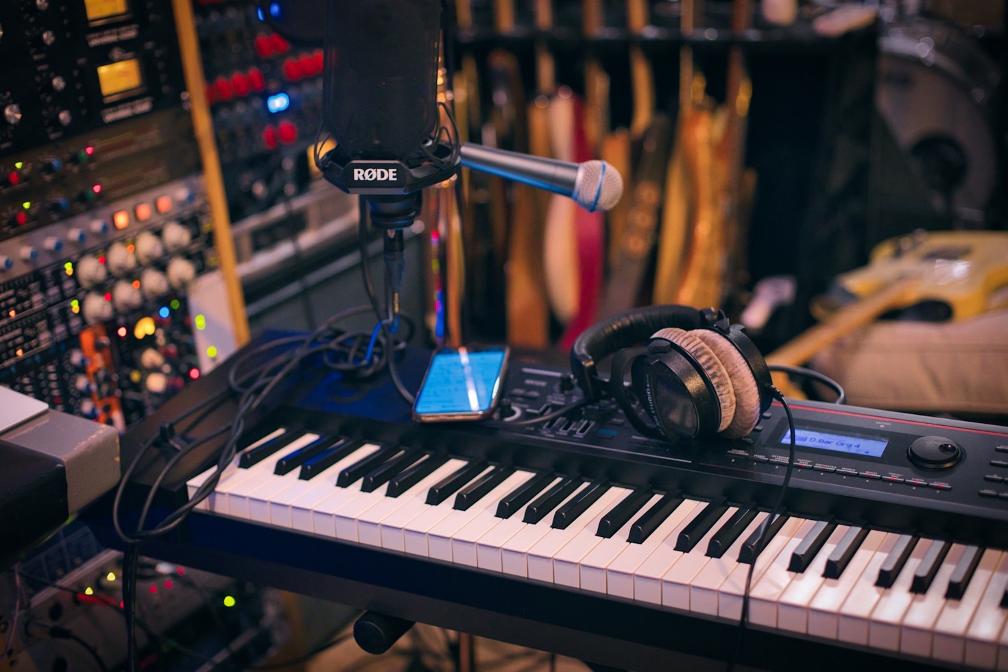 Mastering Virtual Instruments In Your Workflow