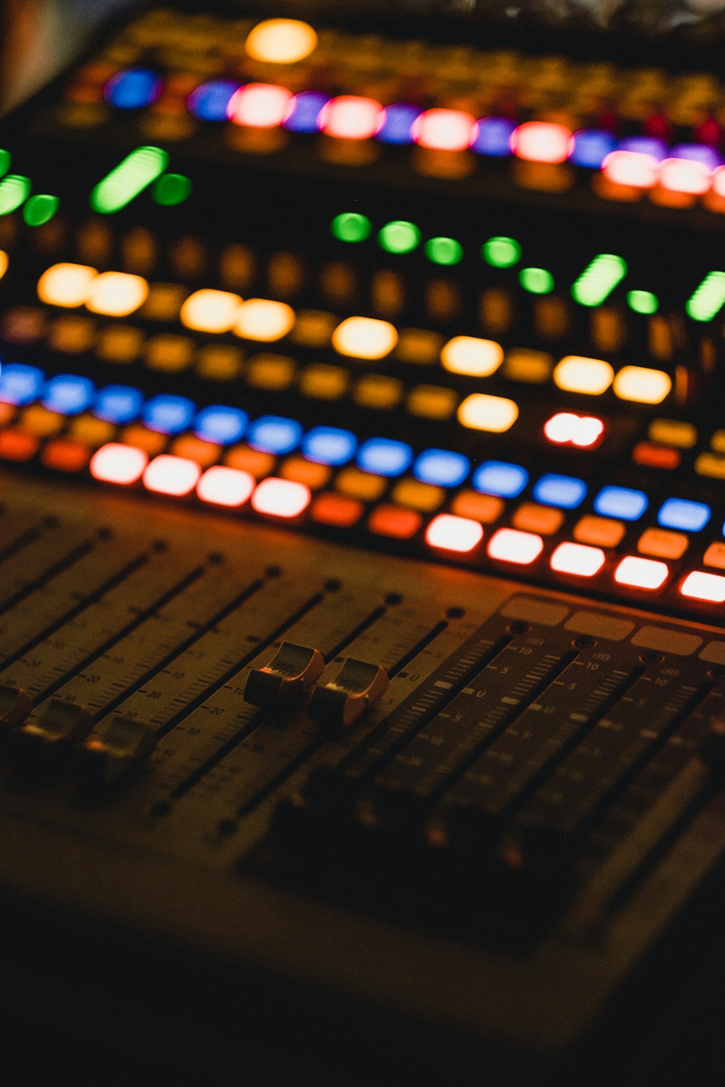 How To Achieve A Professional Studio Mix